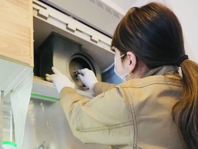 全員女性スタッフ お一人暮らしも安心 換気扇の油汚れ 嫌な匂いも分解徹底洗浄 おうちコンシェルkajinのレンジフード 換気扇 クリーニング レンジフードタイプ くらしのマーケット