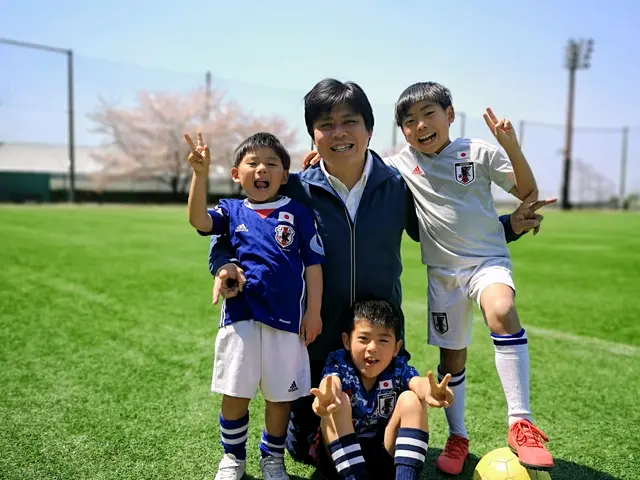 オーソドックスな物からアイランドキッチン等の特殊な物まで細部まで分解清掃します ゆとりのひのレンジフード 換気扇 クリーニング レンジフードタイプ くらしのマーケット