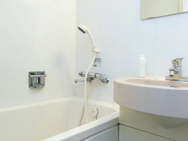 カビ 水垢 嫌な臭い 見えない汚れ プロの技で毎日ピカピカ気持ち良いお風呂に 合同会社パーフェクトクリーンのお風呂 浴室 クリーニング くらしのマーケット