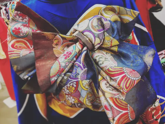 ヘアセット込みのお値段です 着付けのみは7000円 ご相談下さい Camira Worksの出張着付け くらしのマーケット