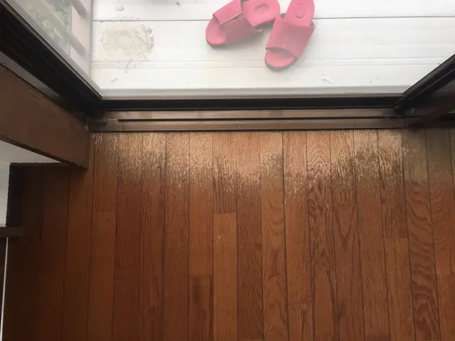 費用対効果高 床のキズ 経年劣化は補修で対応 株式会社オサマルのフローリング張替え くらしのマーケット