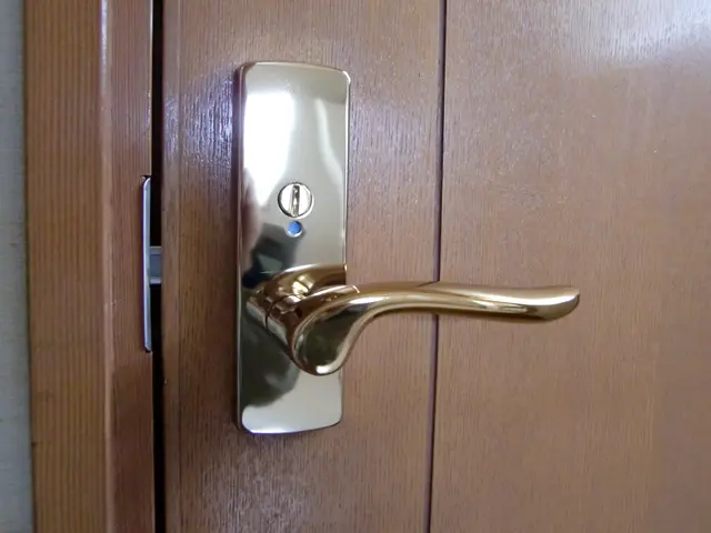 室内ドアノブの交換いたします 業歴25年以上 小さなことでも親身になってお伺い 有限会社勝部建具店の室内ドアノブ交換 くらしのマーケット