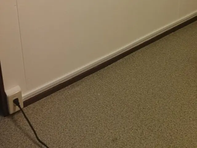 スイッチやコンセントのを増やしたい時 移動したい時に 電気のひらた H S E のコンセント増設 電気スイッチの修理 交換 増設 くらしのマーケット